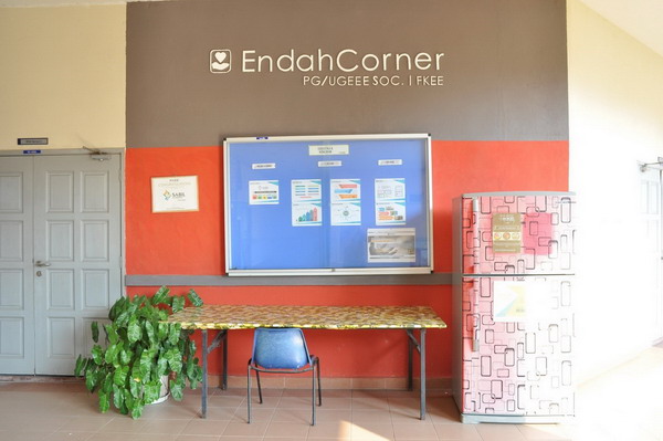 Endah Corner FKEE 1